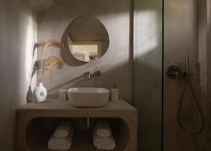 Iphigenia アパート ペフコホリ