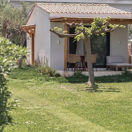 Iphigenia Apartment